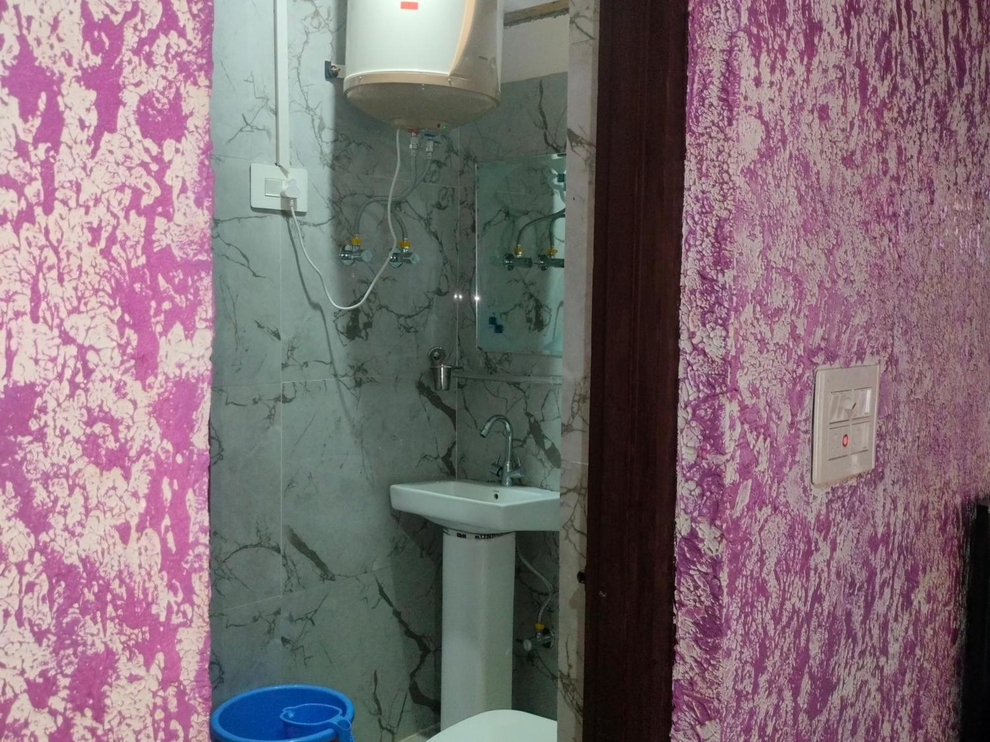 Hotel Sunlight Srinagar Zimmer foto